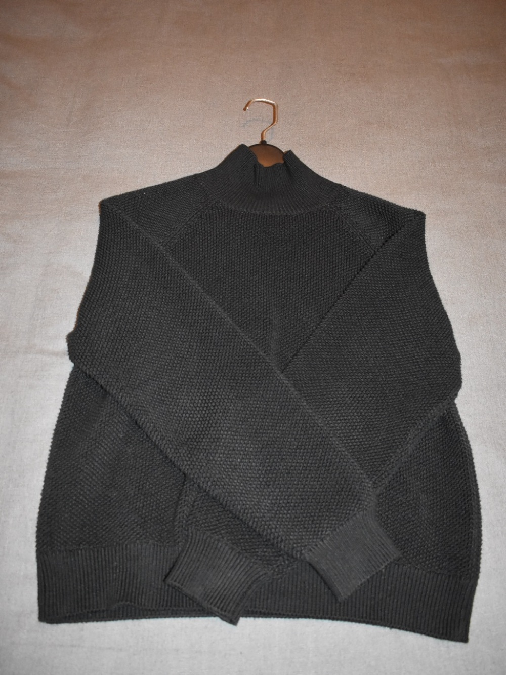Black Knitted Turtleneck
